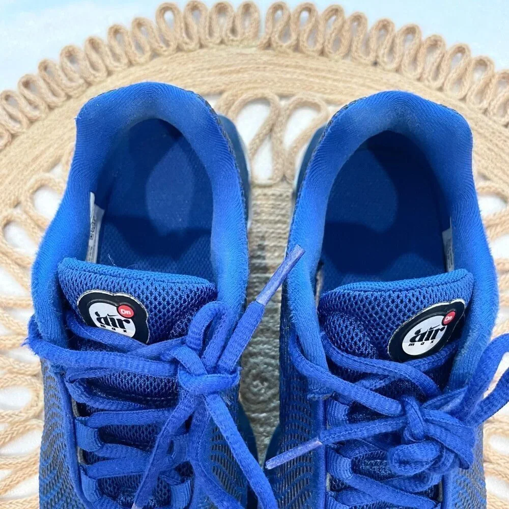 Nike Air Max DN Grade School Hyber Blue Sneakers FB8987-400 Size 1.5Y